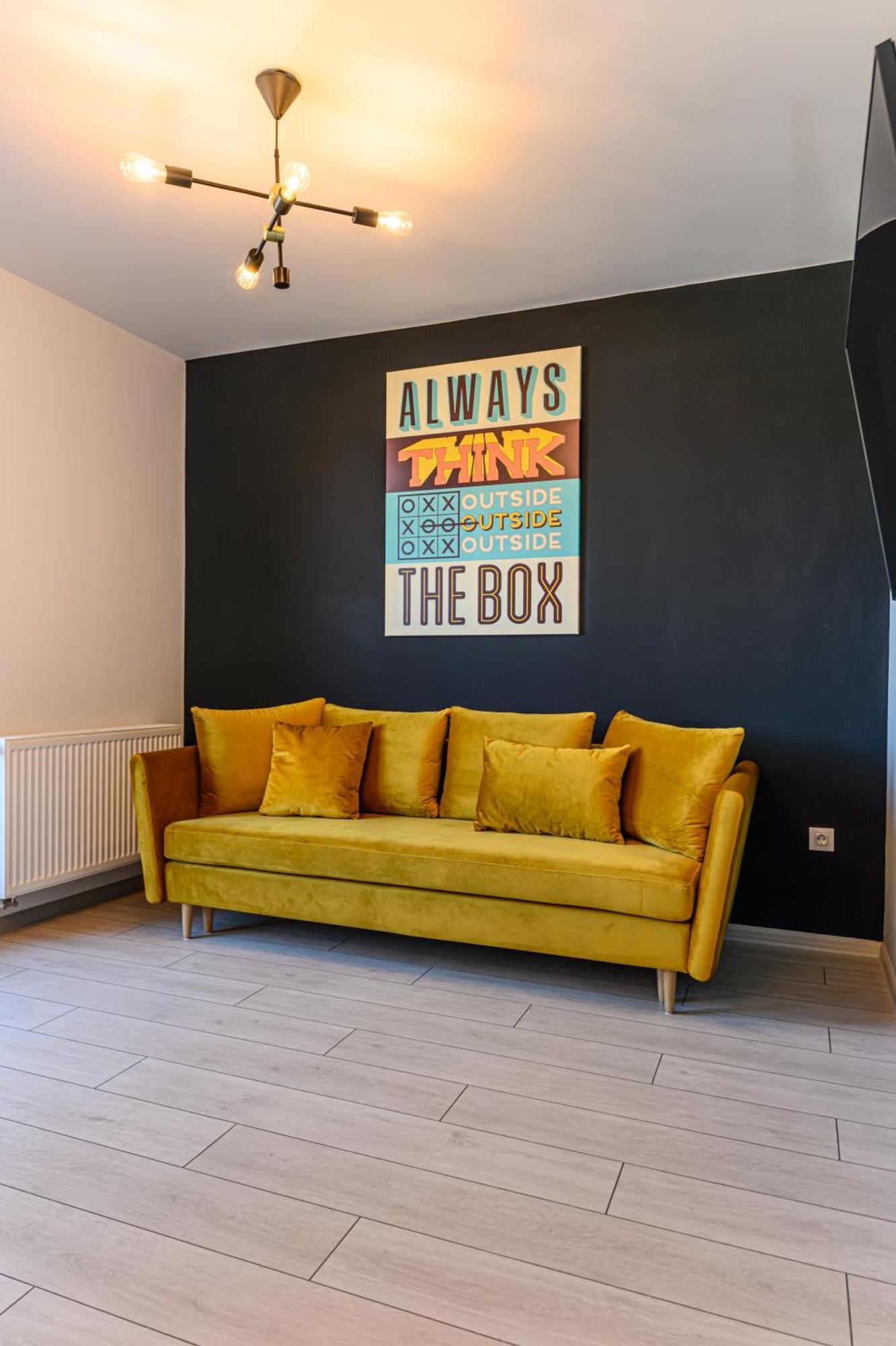 Koa - The Box Apartment Brasov Exterior photo