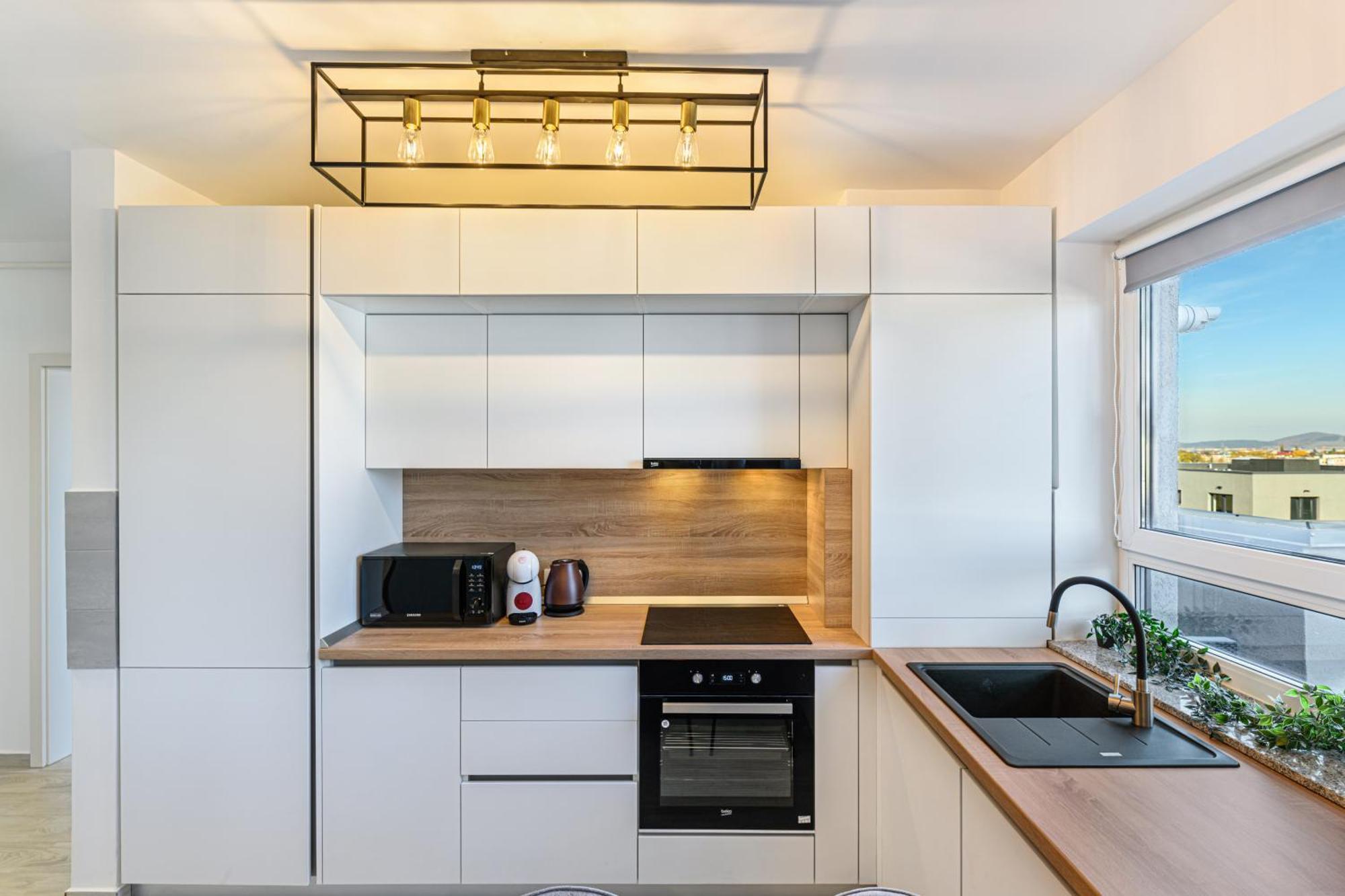 Koa - The Box Apartment Brasov Exterior photo